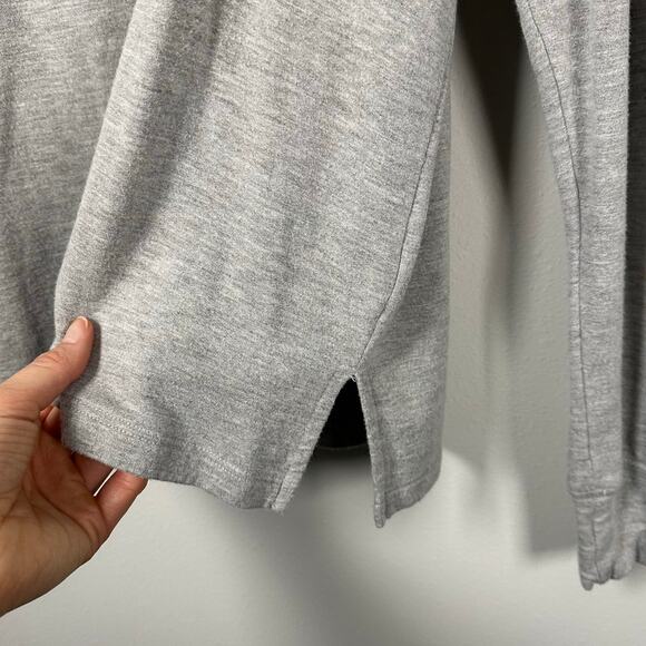 Daydreamer Gray "Partner In Wine" Graphic Long Sleeve Top Size Medium - Picture 5 of 8